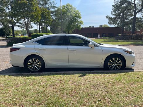 Used 2021 Lexus ES 350 w/ Protection Package (P3) image 6
