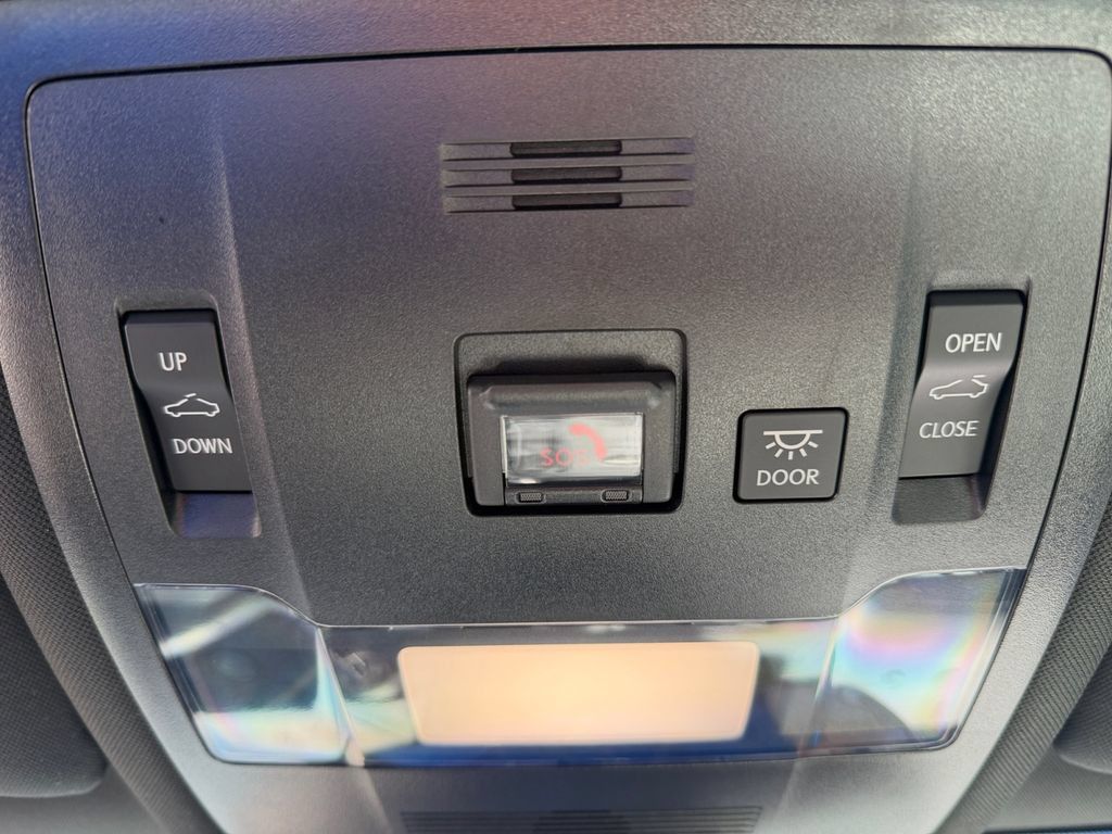 Used 2023 Lexus IS 500 RWD image 20