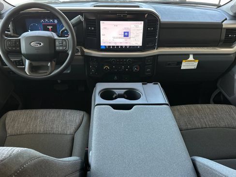 New 2026 Ford F250 XLT w/ XLT Premium Package AWD/4WD image 12