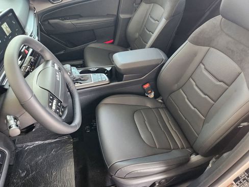 New 2026 Kia Sportage SX FWD image 11