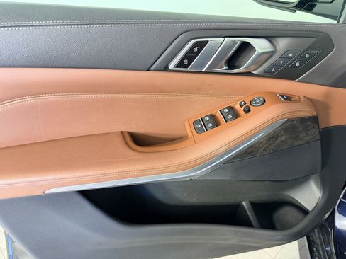 Used 2022 BMW X5 sDrive40i w/ M Sport Package RWD image 12