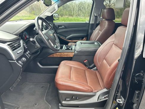 Used 2020 Chevrolet Tahoe Premier w/ Premier Plus Edition image 26