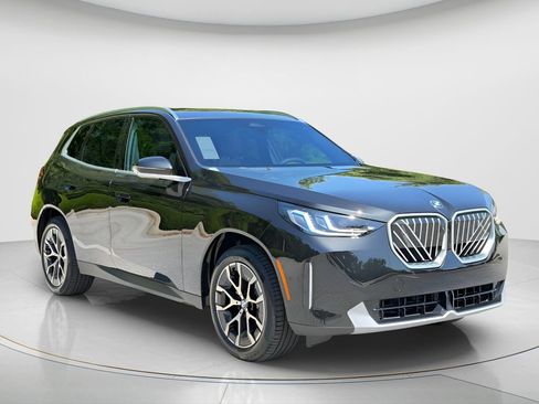 New 2026 BMW X3 xDrive30 w/ Premium Package AWD/4WD image 3
