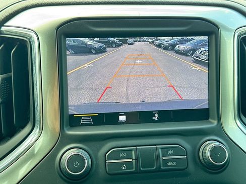 Used 2019 Chevrolet Silverado 1500 LT w/ Texas Edition image 17