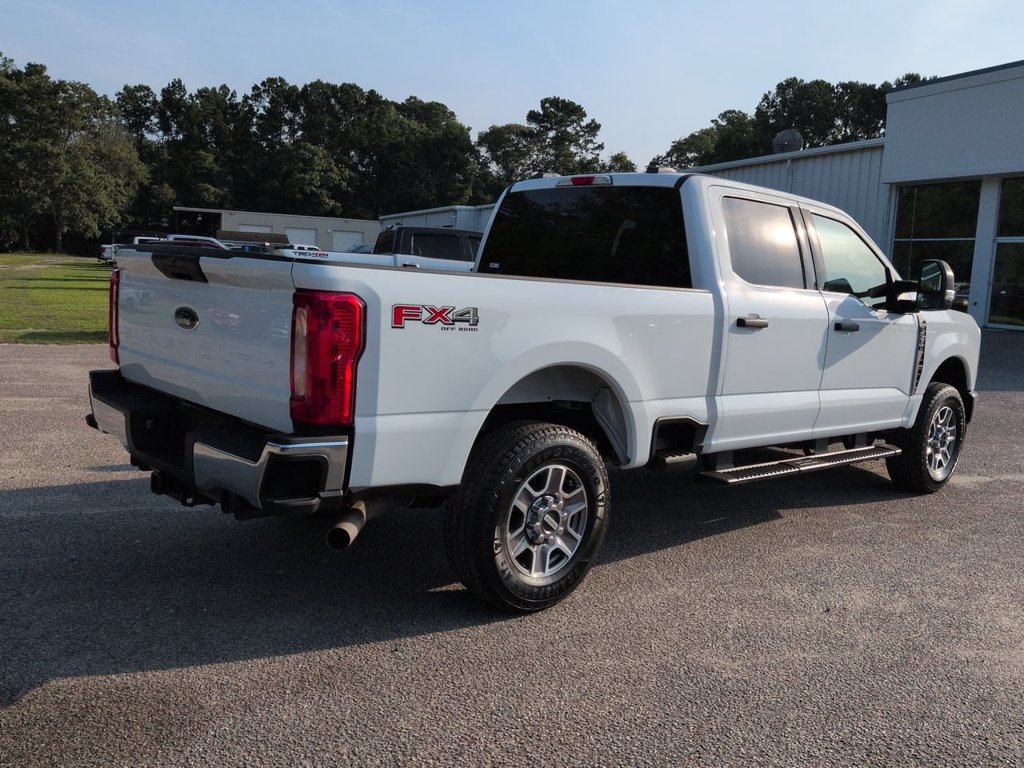 Used 2025 Ford F250 XLT w/ FX4 Off-Road Package AWD/4WD image 4