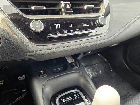 Used 2023 Toyota Corolla Core image 21