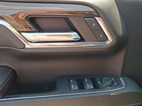 Certified 2023 Chevrolet Silverado 1500 LT AWD/4WD image 12