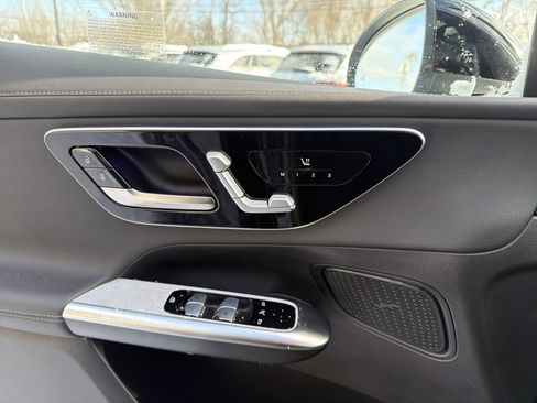 Certified 2025 Mercedes-Benz GLC 300 4MATIC image 14