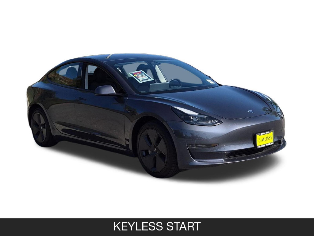 Used 2023 Tesla Model 3 Standard Range RWD image 2