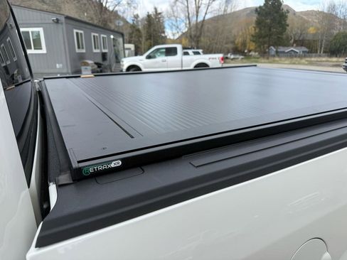 Used 2018 Ford F150 Platinum w/ Technology Package image 9