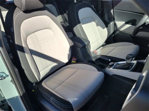 New 2026 Hyundai Venue SEL image 17