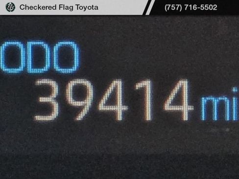 Used 2023 Toyota RAV4 SE w/ Convenience Package AWD/4WD image 19