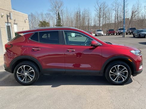 Used 2022 Buick Encore GX Select image 4