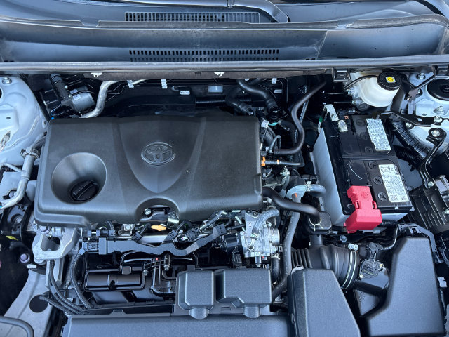 Certified 2025 Toyota RAV4 LE FWD image 8