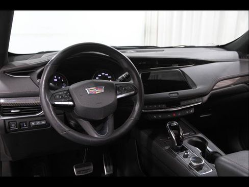 Used 2023 Cadillac XT4 Sport AWD/4WD image 6