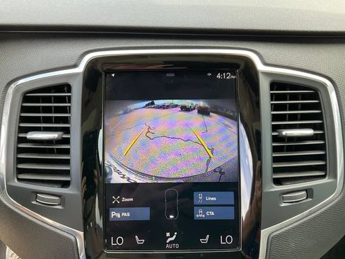 Used 2020 Volvo XC90 T6 Momentum AWD/4WD image 15