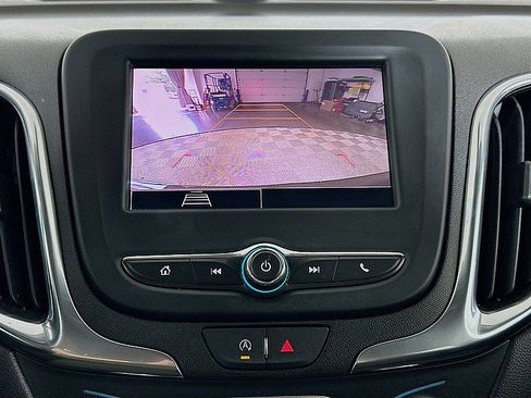 Used 2023 Chevrolet Equinox LT FWD image 15