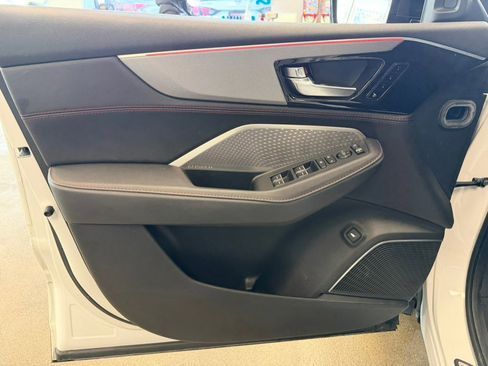 Used 2023 Acura MDX A-Spec image 15