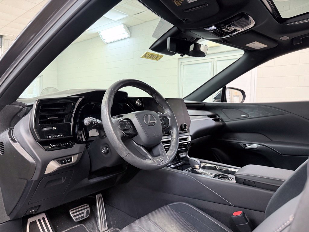 Used 2023 Lexus RX 500h F Sport w/ Accessory Package (2T) AWD/4WD image 16