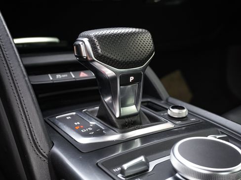 Used 2020 Audi R8 V10 AWD/4WD image 25