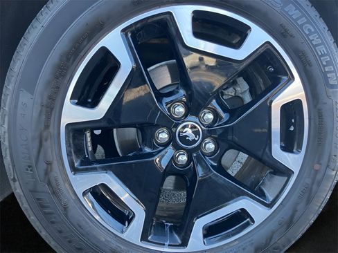 Used 2024 Ford Bronco Sport Outer Banks w/ Tech Package image 10