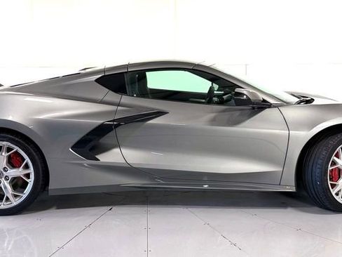 Used 2022 Chevrolet Corvette Stingray Preferred Cpe w/ Z51 Performance Package image 6