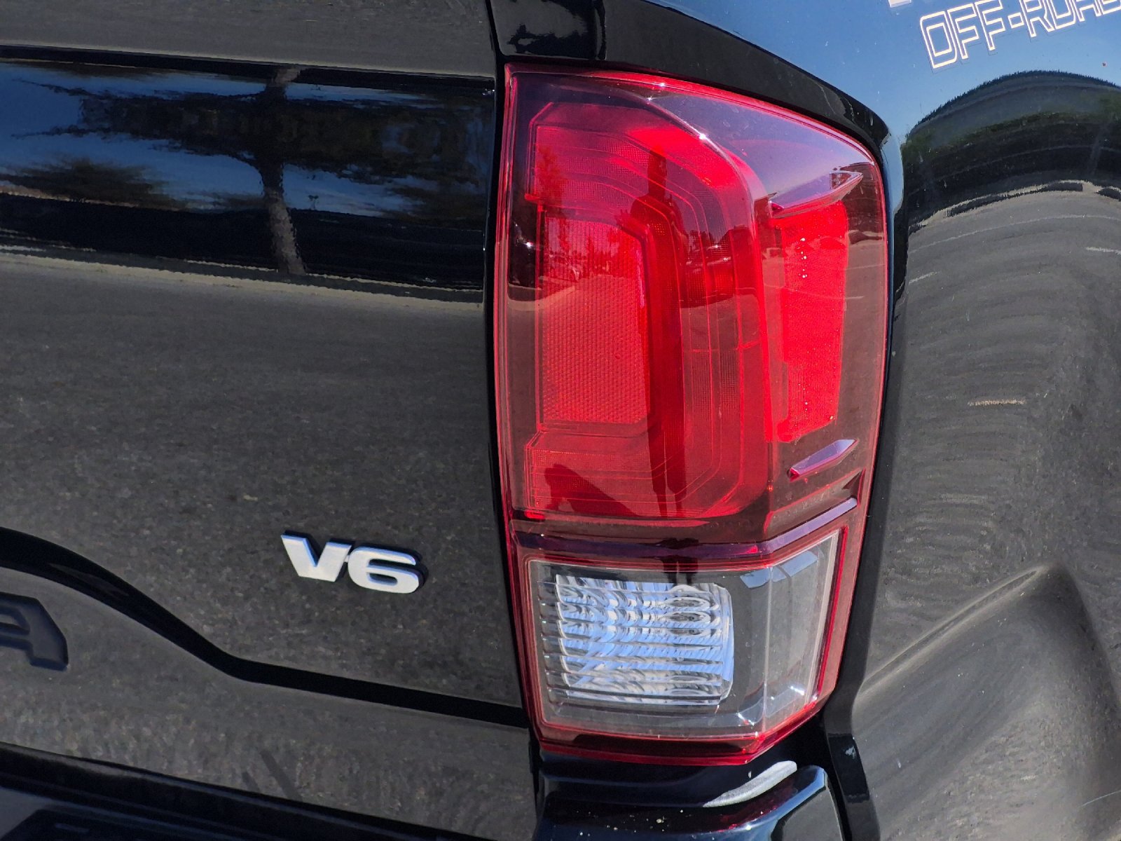 Used 2023 Toyota Tacoma SR AWD/4WD image 22