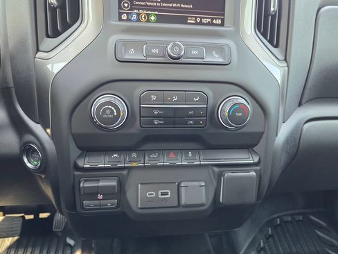 New 2026 Chevrolet Silverado 1500 W/T w/ WT Value Package AWD/4WD image 29
