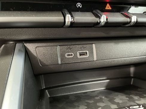 New 2026 Chevrolet Colorado LT w/ LT Convenience Package AWD/4WD image 30