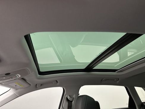 Used 2024 Audi Q8 e-tron Premium image 22