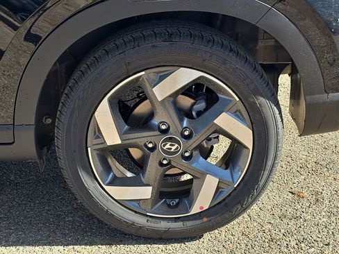 New 2026 Hyundai Venue SEL image 32