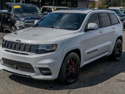 Used 2020 Jeep Grand Cherokee SRT AWD/4WD image 4