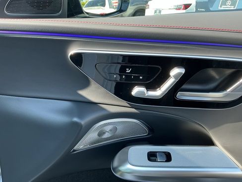 New 2026 Mercedes-Benz E 53 AMG e 4MATIC Sedan image 19