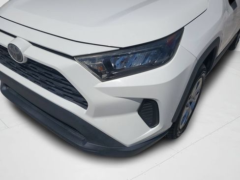 Used 2019 Toyota RAV4 LE FWD image 23