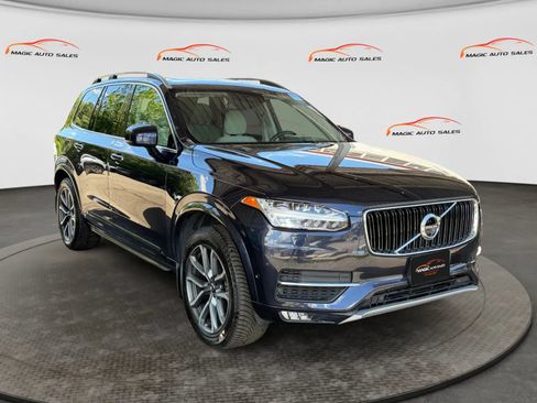Used 2017 Volvo XC90 T6 Momentum w/ Vision Package AWD/4WD image 5