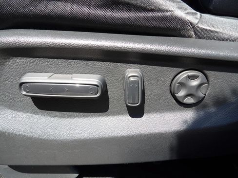 Used 2018 Honda CR-V EX image 13
