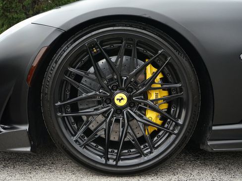 Used 2019 Ferrari 812 Superfast image 40