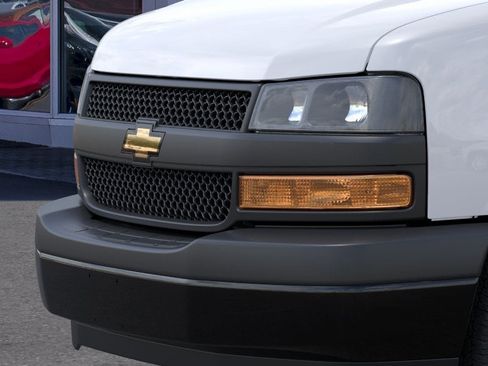 New 2026 Chevrolet Express 2500 w/ Driver Convenience Package RWD image 13