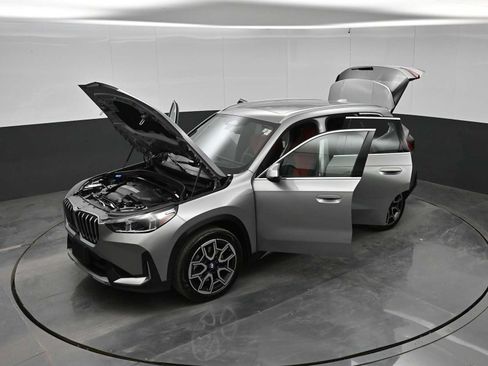 Used 2025 BMW X1 xDrive28i w/ Technology Package AWD/4WD image 46