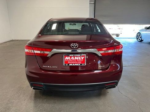 Used 2013 Toyota Avalon XLE FWD image 4