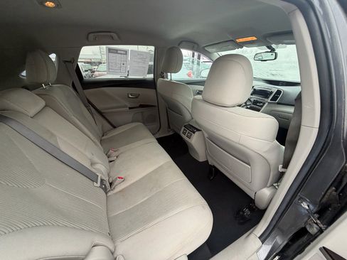 Used 2012 Toyota Venza LE image 12