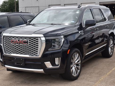 Used 2023 GMC Yukon Denali w/ Max Trailering Package AWD/4WD image 2