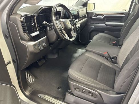 Certified 2023 Chevrolet Silverado 1500 LT image 11