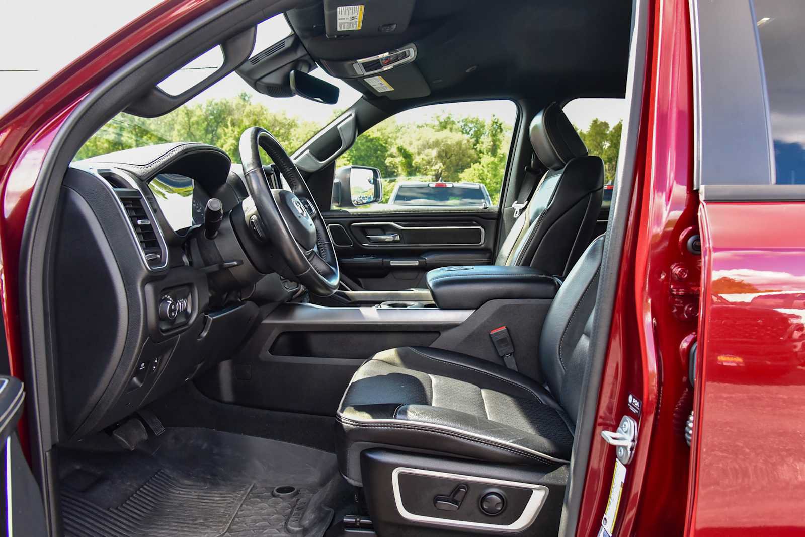 Certified 2023 RAM 1500 Laramie AWD/4WD image 14
