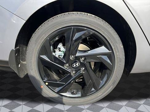 New 2026 Hyundai Elantra SEL Sport image 8