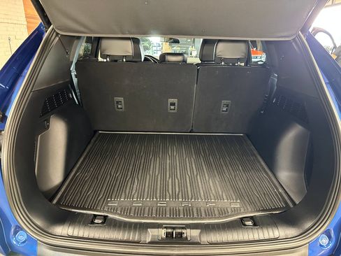 Used 2022 Ford Escape SEL w/ Equipment Group 302A AWD/4WD image 16
