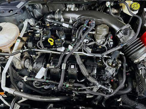 Used 2022 Ford Escape SEL w/ SEL Stealth AWD Package image 33