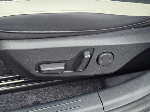 Certified 2024 Kia EV6 GT-Line AWD/4WD image 33