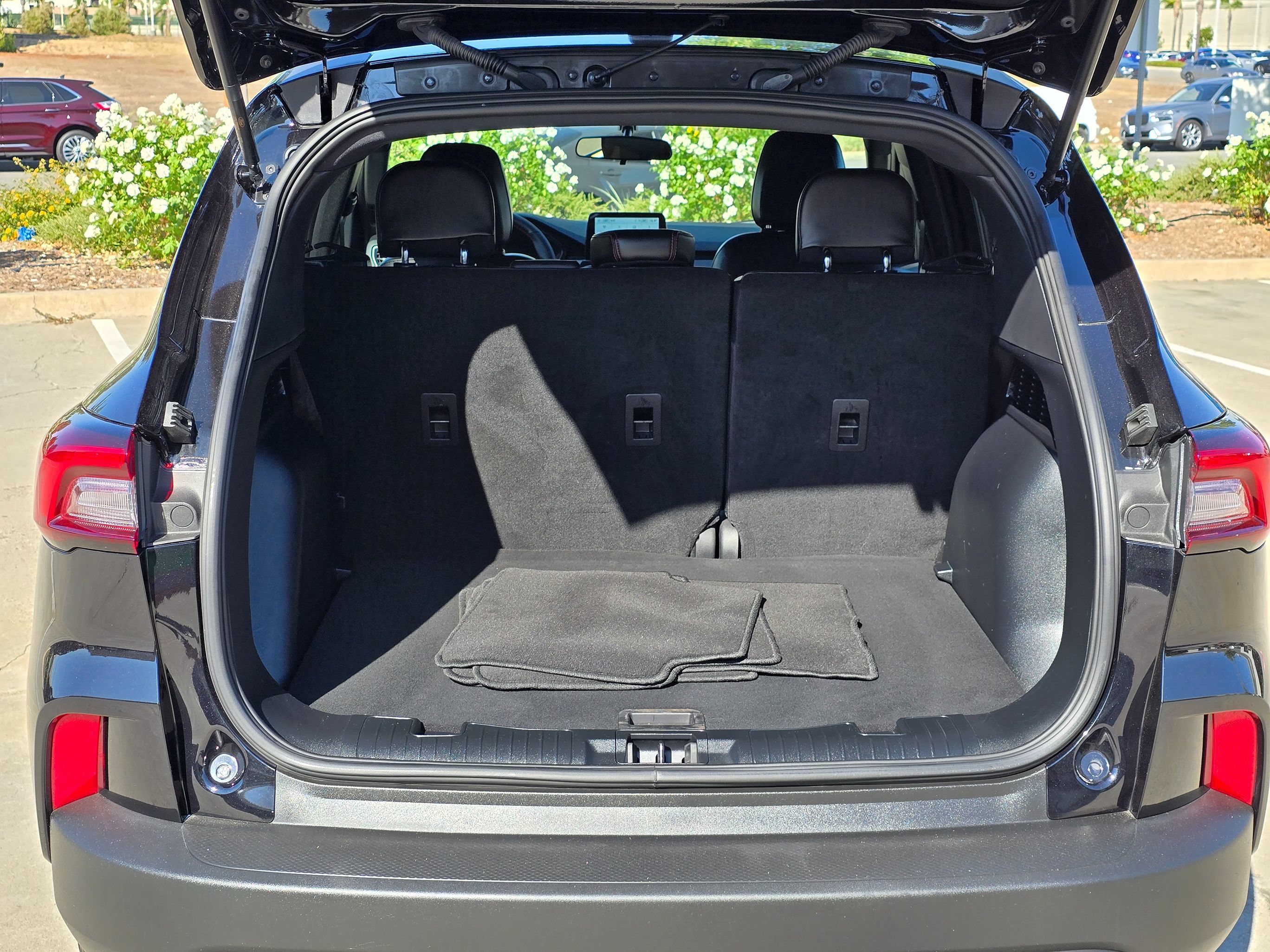Used 2025 Ford Escape ST-Line FWD image 26