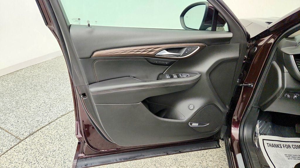 Used 2023 Buick Envision Avenir FWD image 11